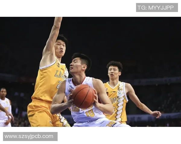 深圳佳兆业迎战上海球队全力争胜展现实力与斗志